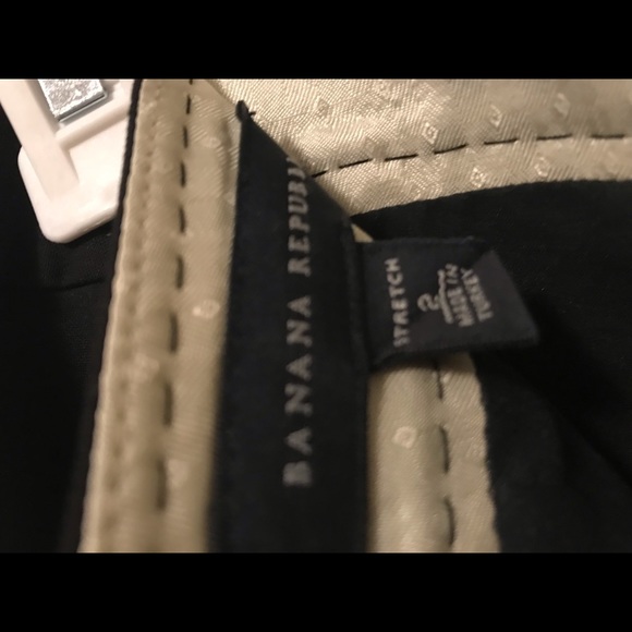 Black Banana Republic Pocket Skirt  2 - Picture 5 of 6